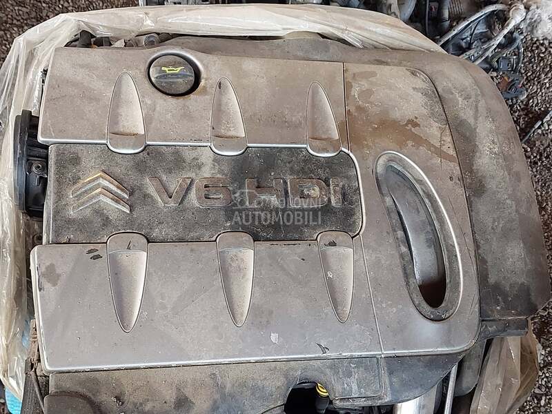 10.MOTOR 2.7 hdi za Citroen C6 za 2007. god.
