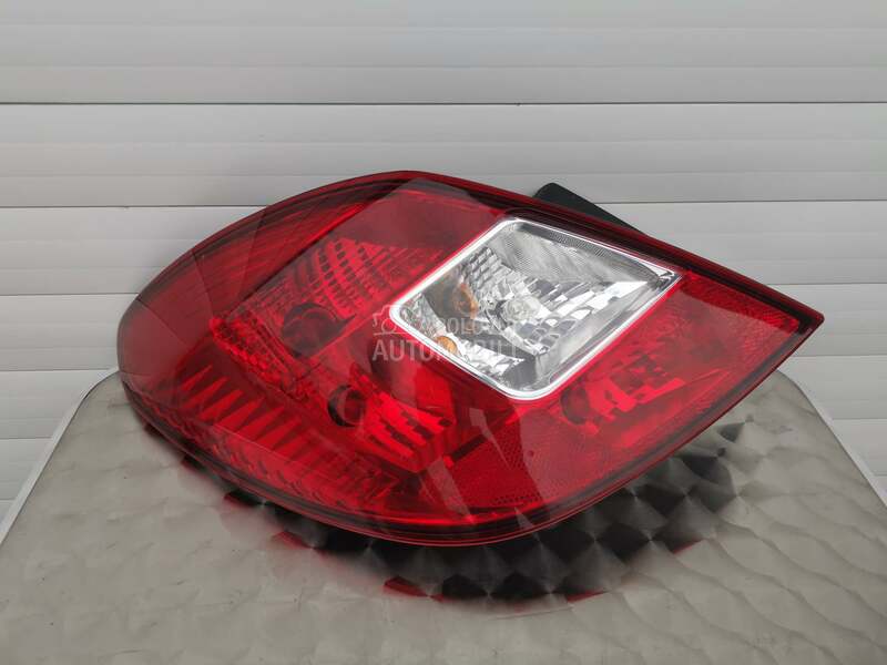 STOP LAMPA za Opel Corsa D od 2005. do 2014. god.