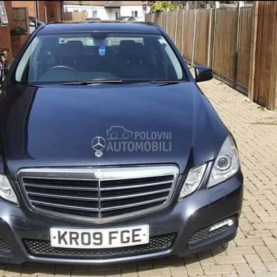 Mercedes Benz E 200 2009. god. -  kompletan auto u delovima