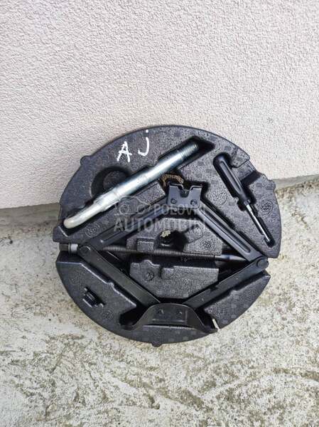 Set alata za Opel Astra J