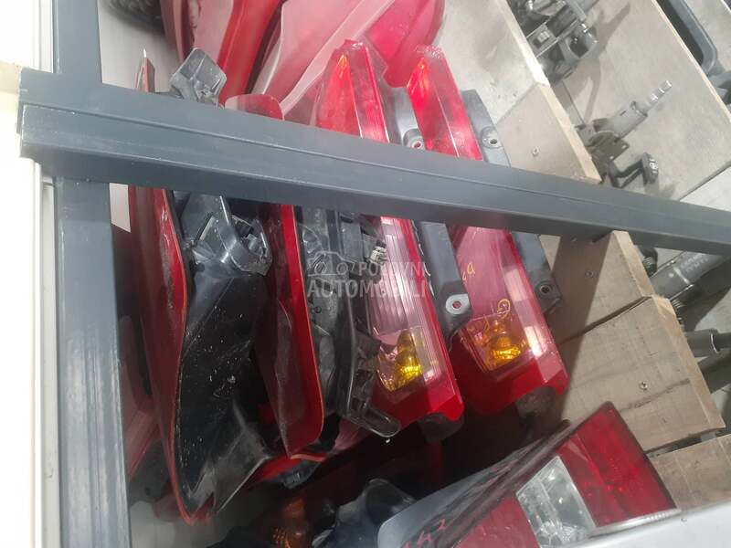 lampa za Fiat Grande Punto