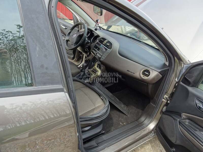 Keder vrata za Fiat Bravo od 2007. do 2014. god.