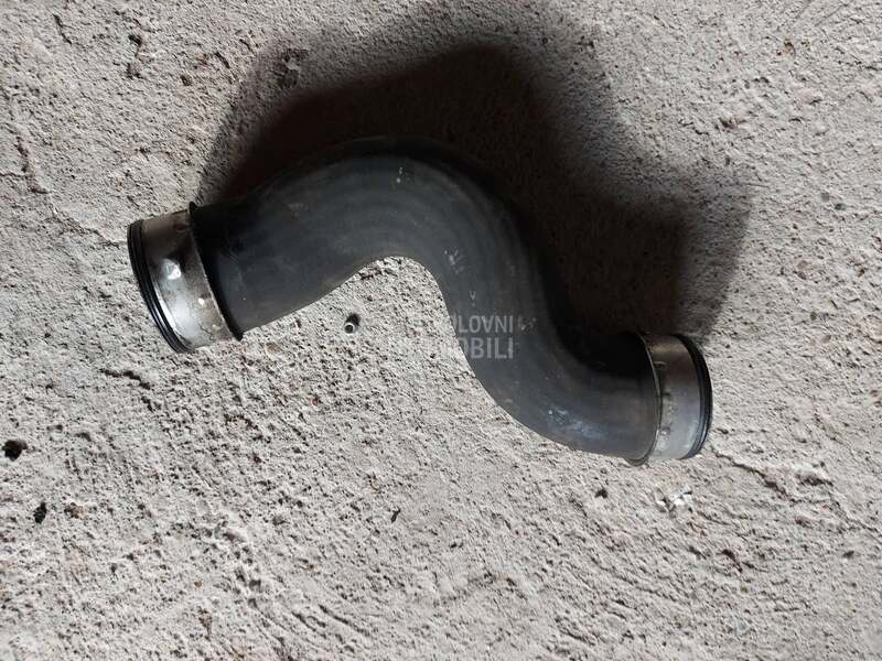 Crevo interkulera za Volkswagen Golf 5