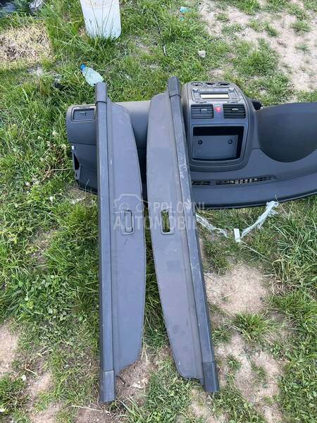 Roletna gepeka za Volkswagen Touran od 2004. do 2012. god.
