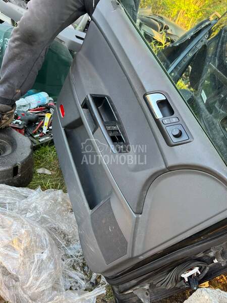 Tapacir vratiTapacir vrati za Volkswagen Polo od 2002. do 2009. god.