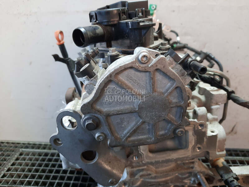 VAKUM PUMPA za Citroen C4 Picasso