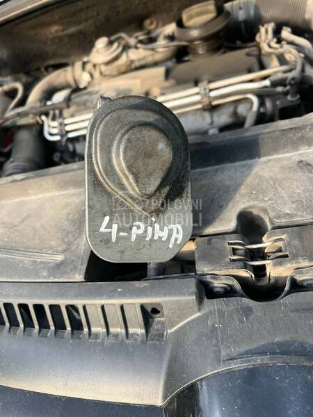 Klapna gasa sa 4 Pina i 5 pina za Audi A3 od 2003. do 2009. god.