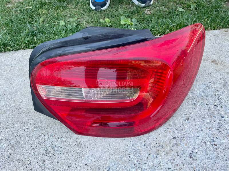 zadnja stop lampa w176 Desna za Mercedes Benz A Klasa od 2012. do 2018. god.