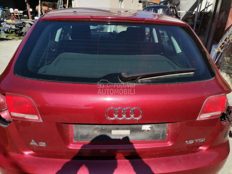 Gepek vrata za Audi A3
