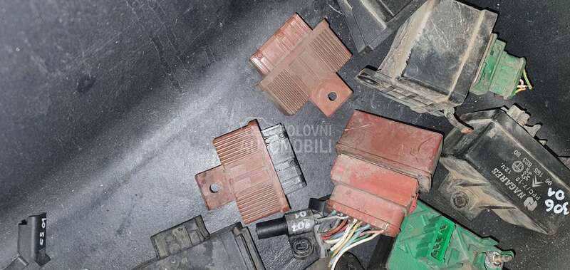 relej pumpe za gorivo za Citroen Berlingo, C2, C3 ... od 1996. do 2012. god.
