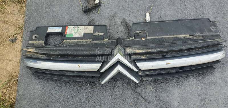 maska za Citroen C5 od 2000. do 2004. god.