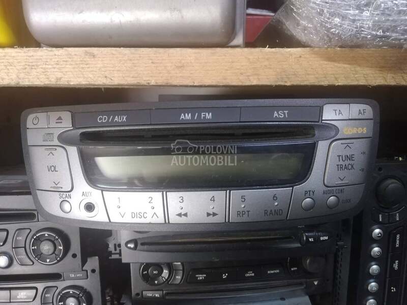 Cd radio za Peugeot 107