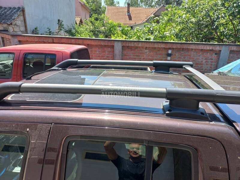 krovni nosač za Nissan Navara