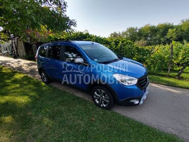 Dacia Lodgy stepway, 6.450 €, 2017. Monovolumen (MiniVan), Benzin | 1198 cm3, 144.000 km, 85kW (116 KS), Manuelni 5 brzina, 4/5 vrata, 5 sedišta, Niš
