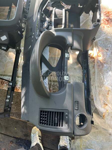 Tabla i Aurbag Table za Volkswagen Polo od 2002. do 2008. god.