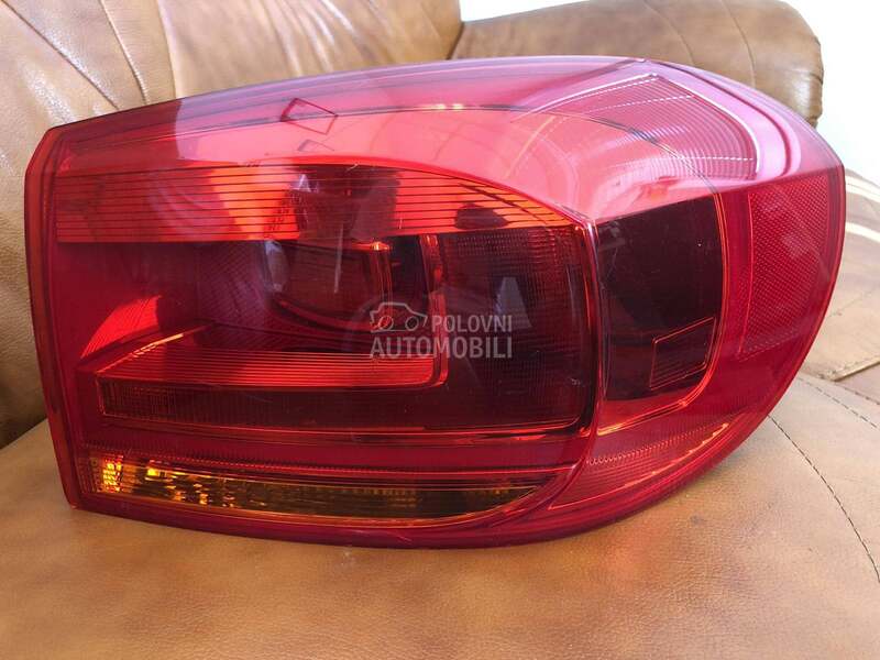 49.STOP SVETLO LED DESNO za Volkswagen Tiguan od 2012. do 2018. god.