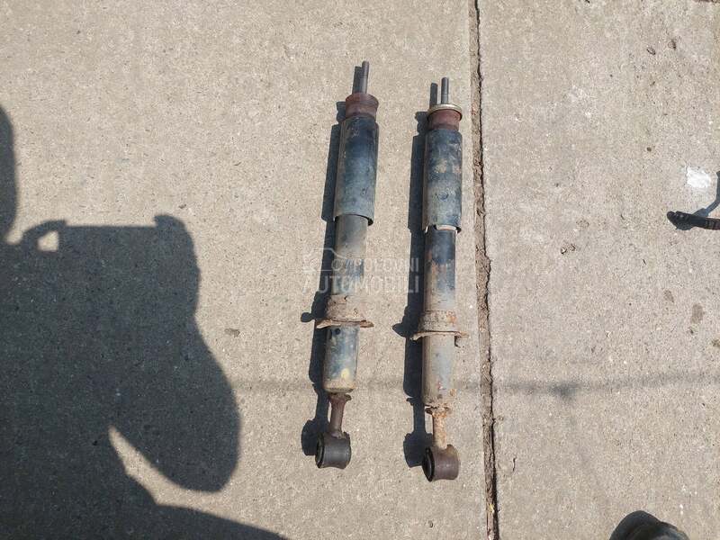 zadnji amortizeri za Toyota Corolla Verso