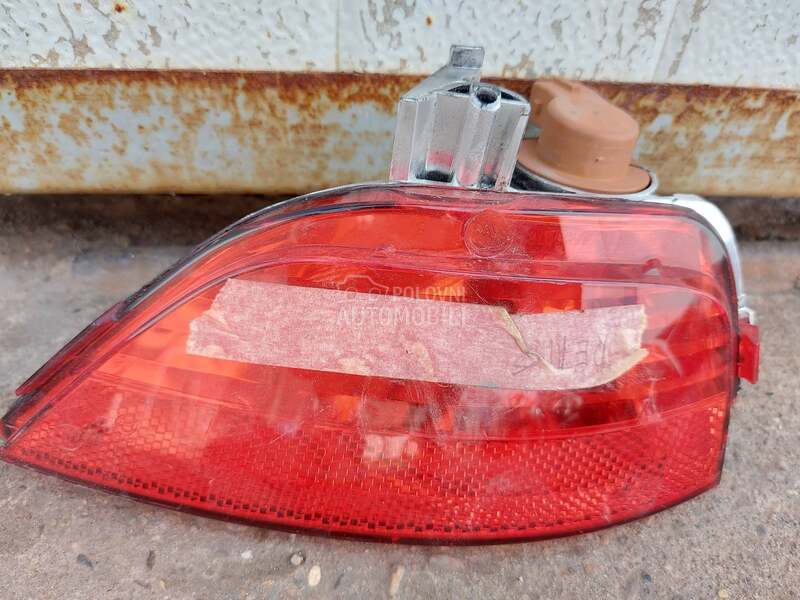 67.STOP SVETLO ZA MAGLU KATADI za Renault Scenic od 2009. do 2015. god.