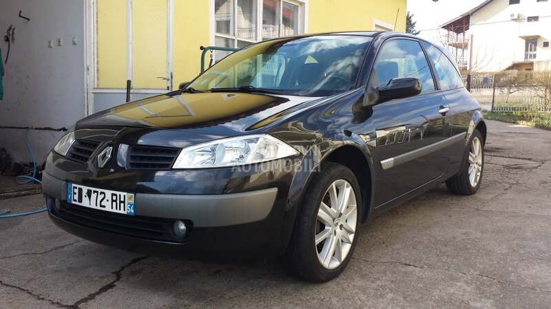 Renault Megane -  kompletan auto u delovima