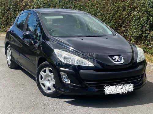 Peugeot 308 2010. god. -  kompletan auto u delovima