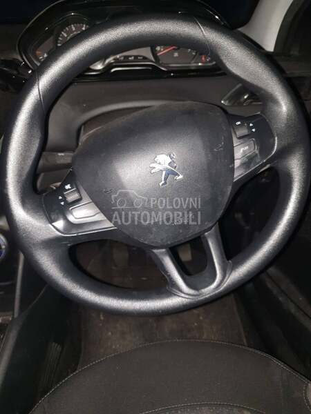 volan za Peugeot 208