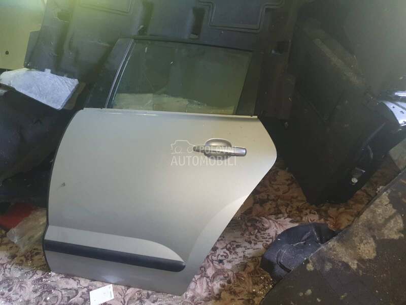 zadnja leva vrata za Peugeot 3008