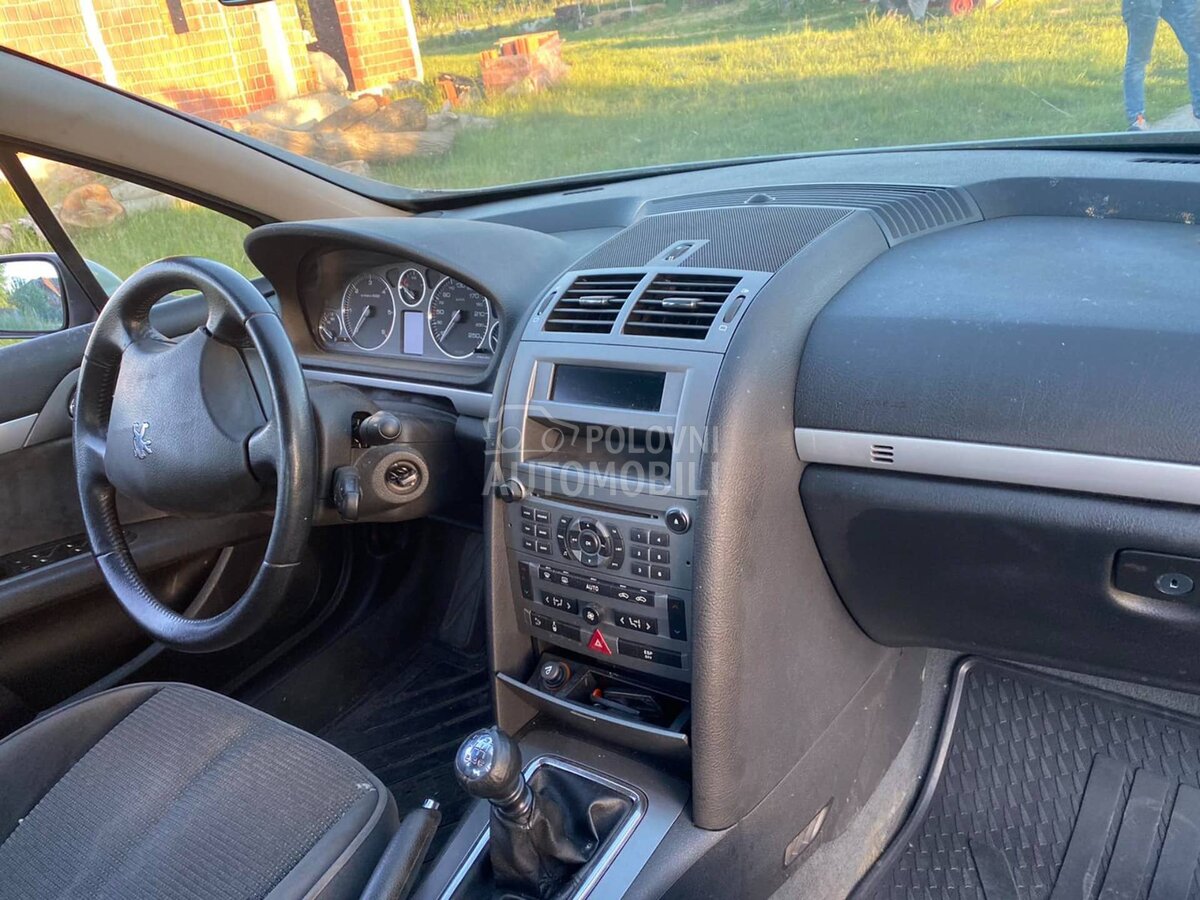 Instrument tabla za Peugeot 407