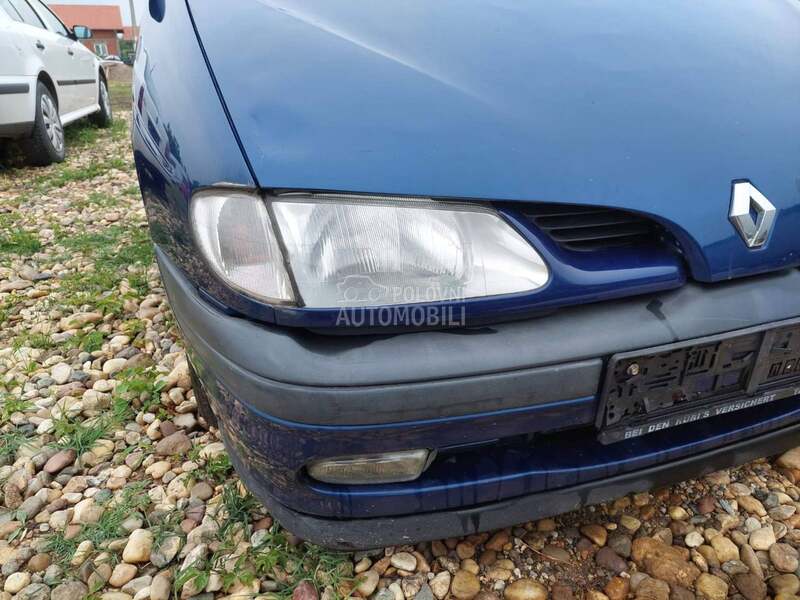 Farovi za Renault Scenic