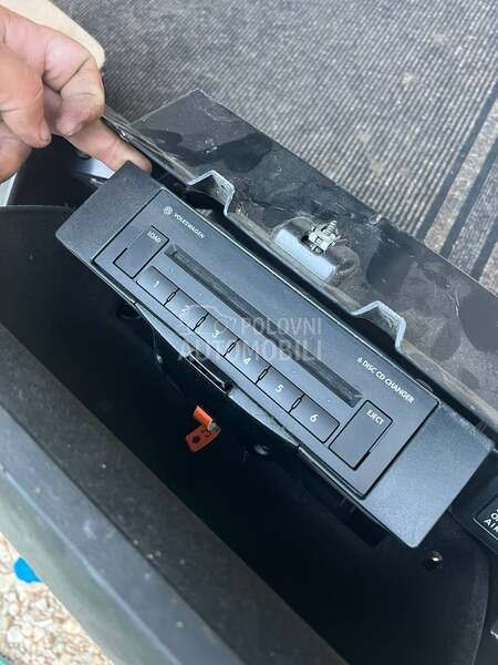 CD senzer 6 CD za Volkswagen Passat B6, Passat B7, Passat CC