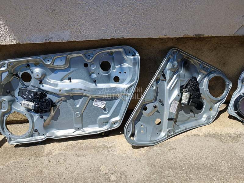 podizači stakla za Volkswagen Passat B5.5 od 1997. do 2005. god.