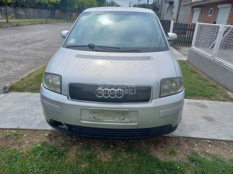 Audi A2 1.4 td 2001. god. -  kompletan auto u delovima