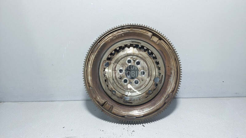ZAMAJAC za Volkswagen Passat B7