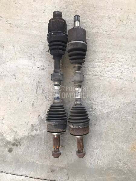 Poluosovina za Honda Civic od 2007. do 2012. god.