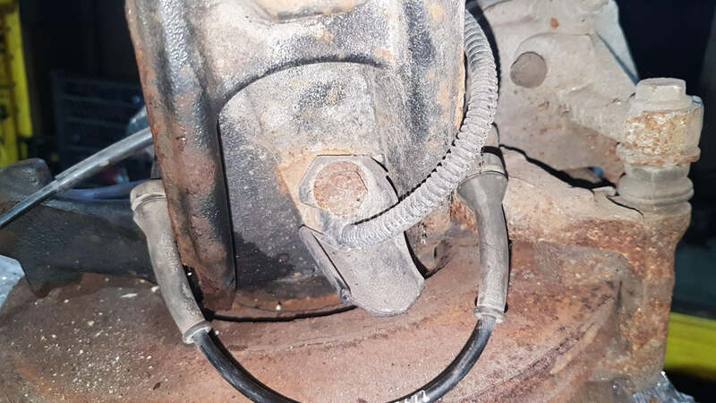 ABS SENZOR za Peugeot 208