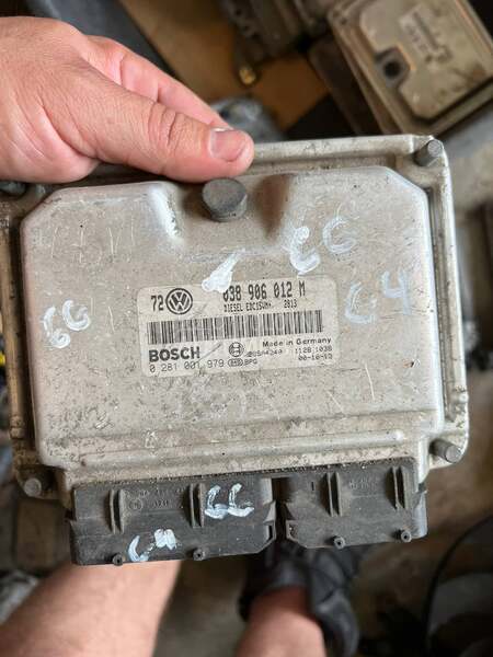 Motorni racunar za Volkswagen Bora, Golf 4, Lupo ... od 1998. do 2005. god.
