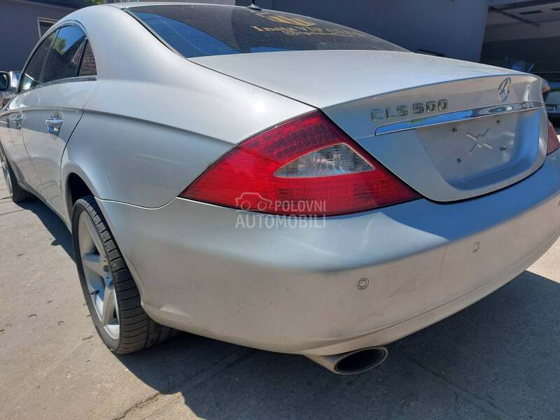 Stop svetla i stop lampe za Mercedes Benz CLS 280, CLS 320, CLS 350 ... od 2004. do 2008. god.
