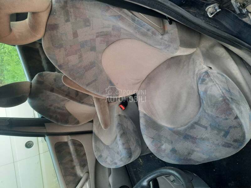 sedista sediste za Citroen Xsara Picasso od 2000. do 2006. god.