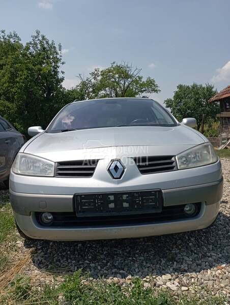 Renault Megane 2005. god. -  kompletan auto u delovima