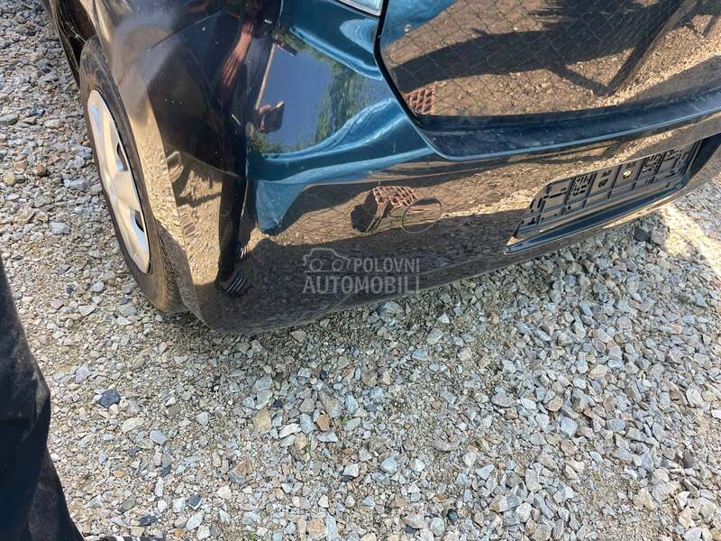 branik za Daihatsu Sirion od 2006. do 2012. god.