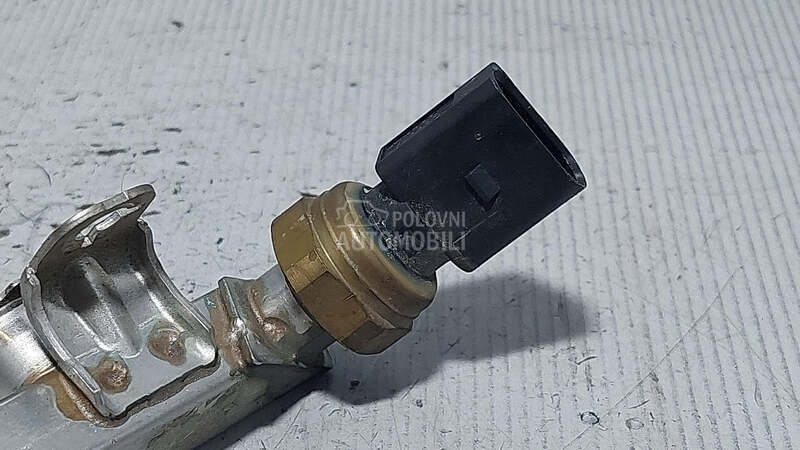 SENZOR PRITISKA GORIVA za Volkswagen Passat B6