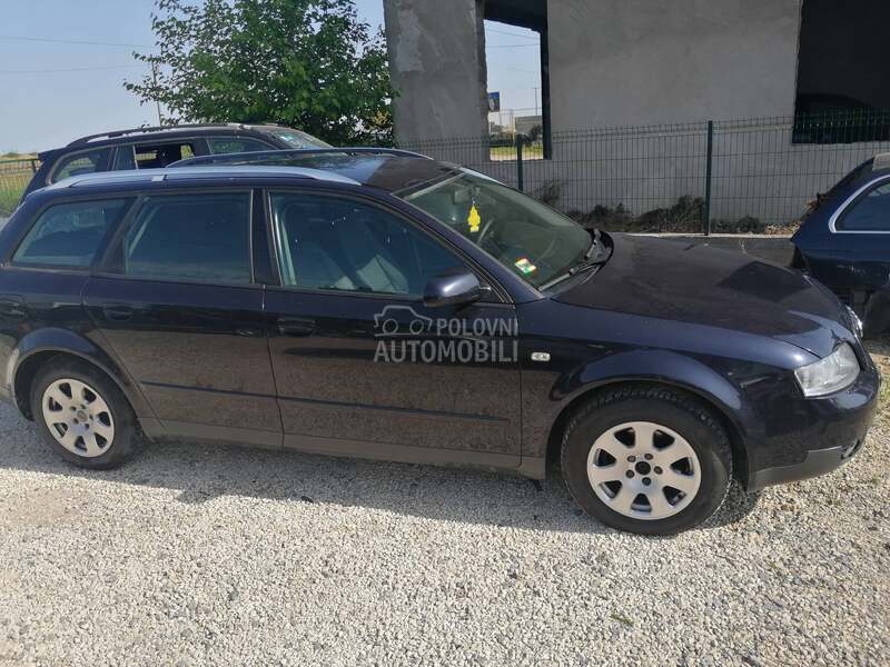 Audi A4 2001. god. -  kompletan auto u delovima