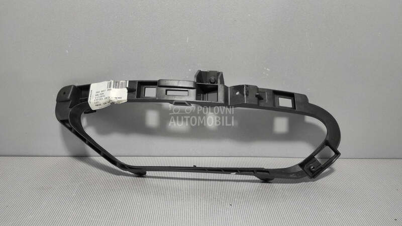 NOSAC ZADNJEG DIFUZORA za Volkswagen Passat B8