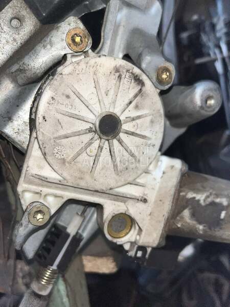 Podizac stakla za Ford Focus