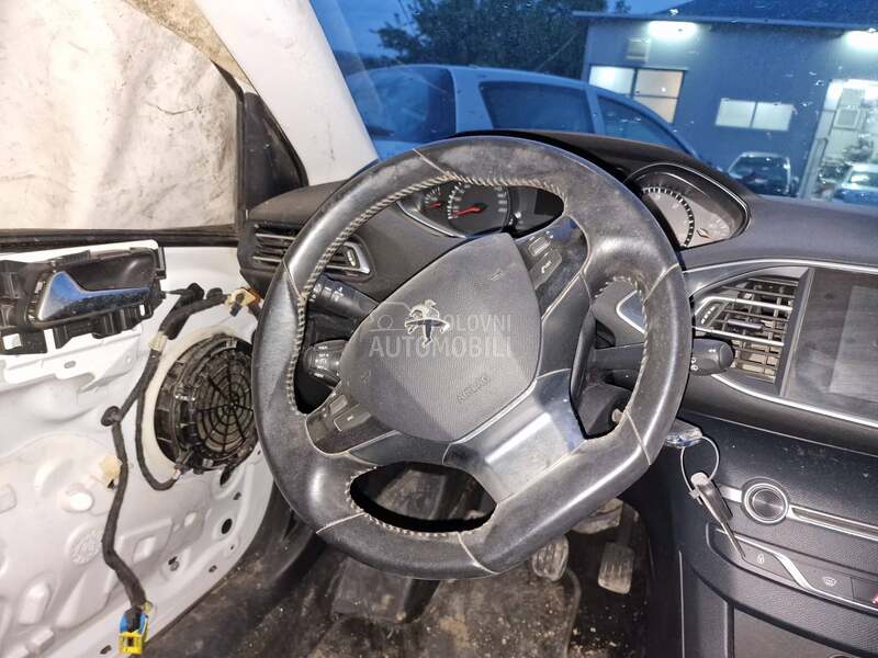 Vazdušni jastuk - airbag za Peugeot 308 od 2013. do 2020. god.