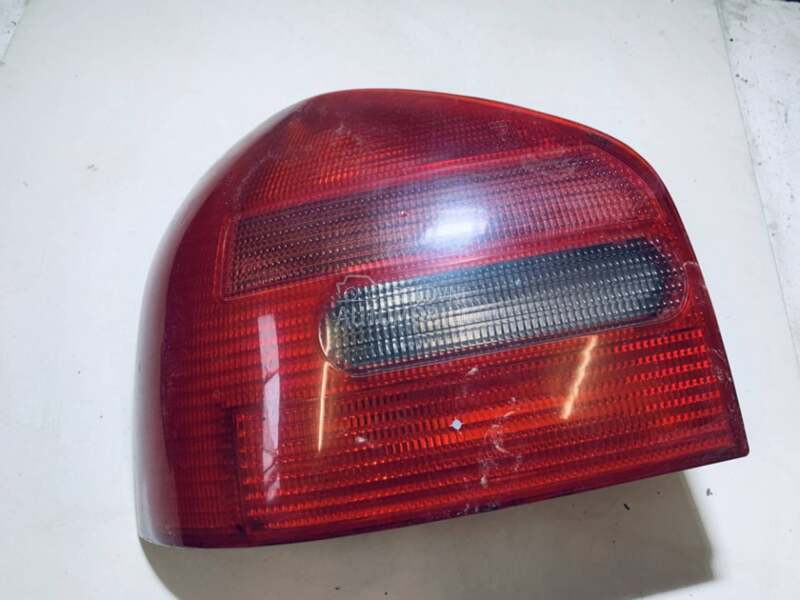 Levo stop svetlo za Audi A3 od 1998. do 2002. god.
