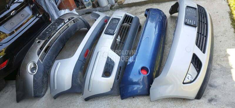 zadnje katadiopteri za Ford C-Max, Fiesta, Fusion ... od 2004. do 2017. god.