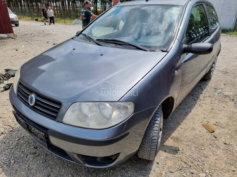 Fiat Punto -  kompletan auto u delovima