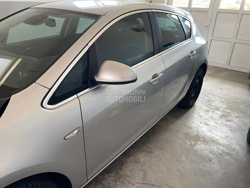 staklo prozor za Opel Astra J od 2009. do 2022. god.