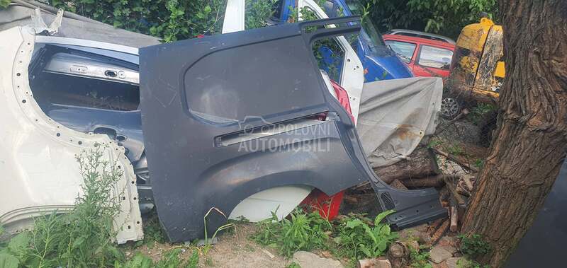 polustranica stub za Citroen Berlingo