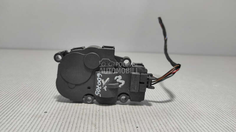 MOTORIC VENTILATORA za BMW X3